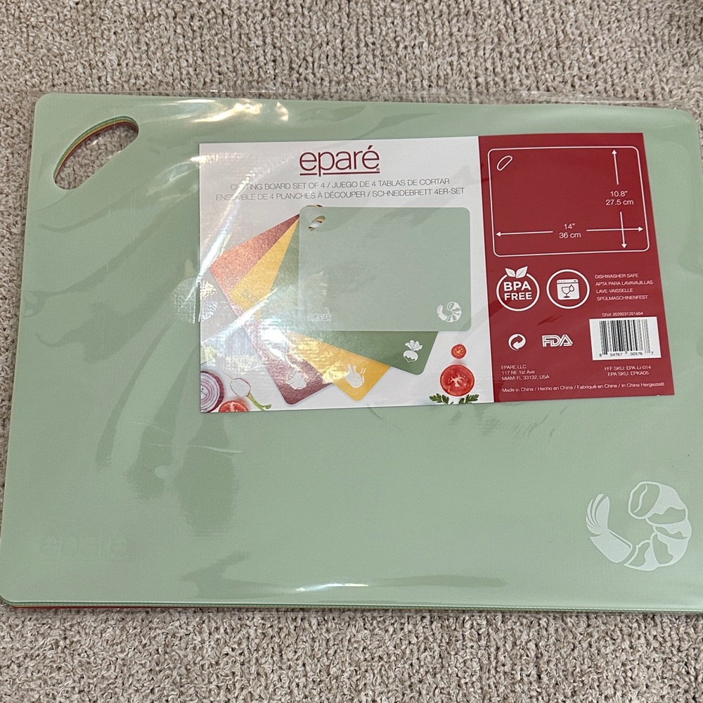 Eparé Green Cutting Board Set